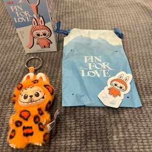 *CUSTOM* PIN FOR LOVE “LA CHEEBU” Letter Z!